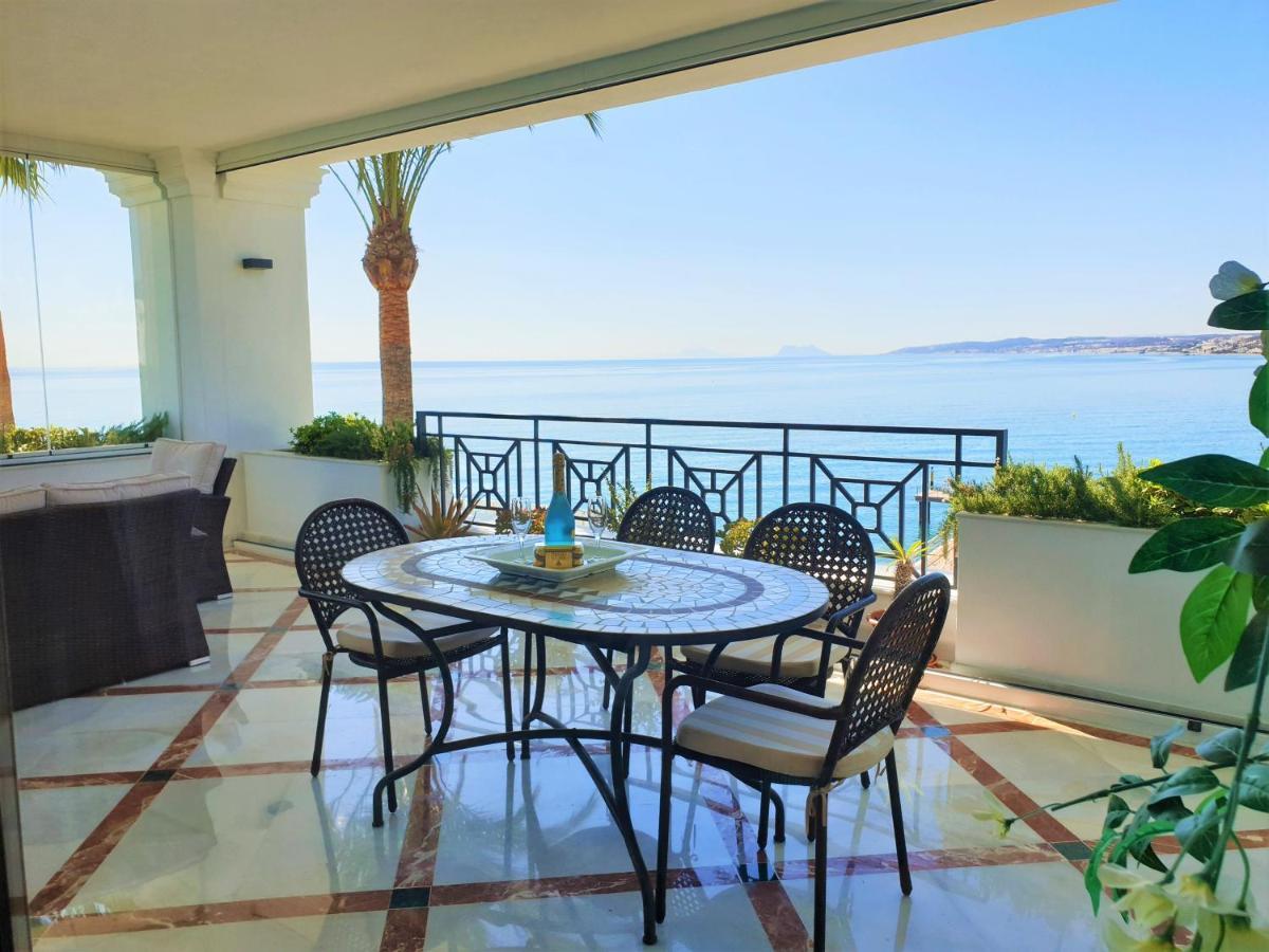 Luxury Apartment Frontal To The Sea In Estepona Doncella Beach Exterior foto